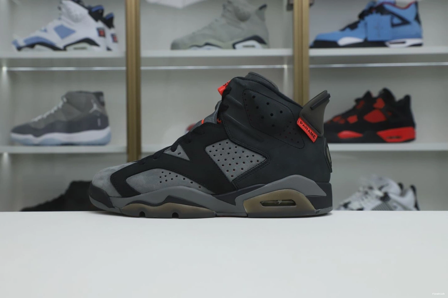JORDAN X PARIS SAINT-GERMAIN AIR 6 RETRO GREY' 'IRON 0904